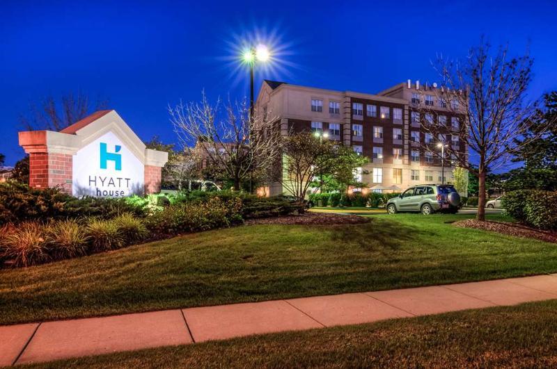 Towneplace Suites By Marriott Chicago Schaumburg Exterior foto